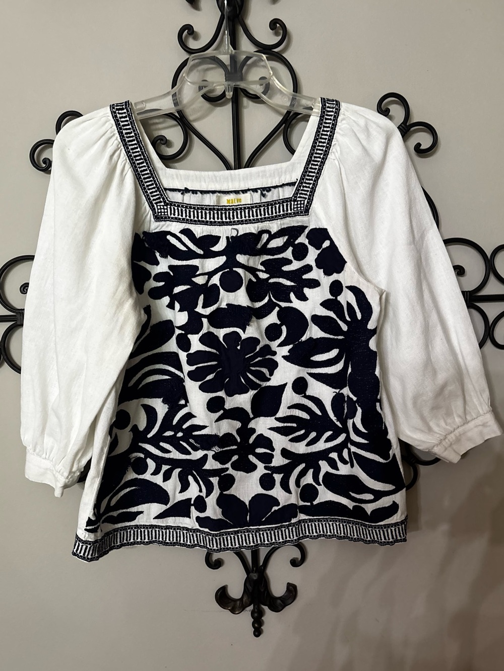 Maeve Anthropologie liyah Blouse.  Size 4